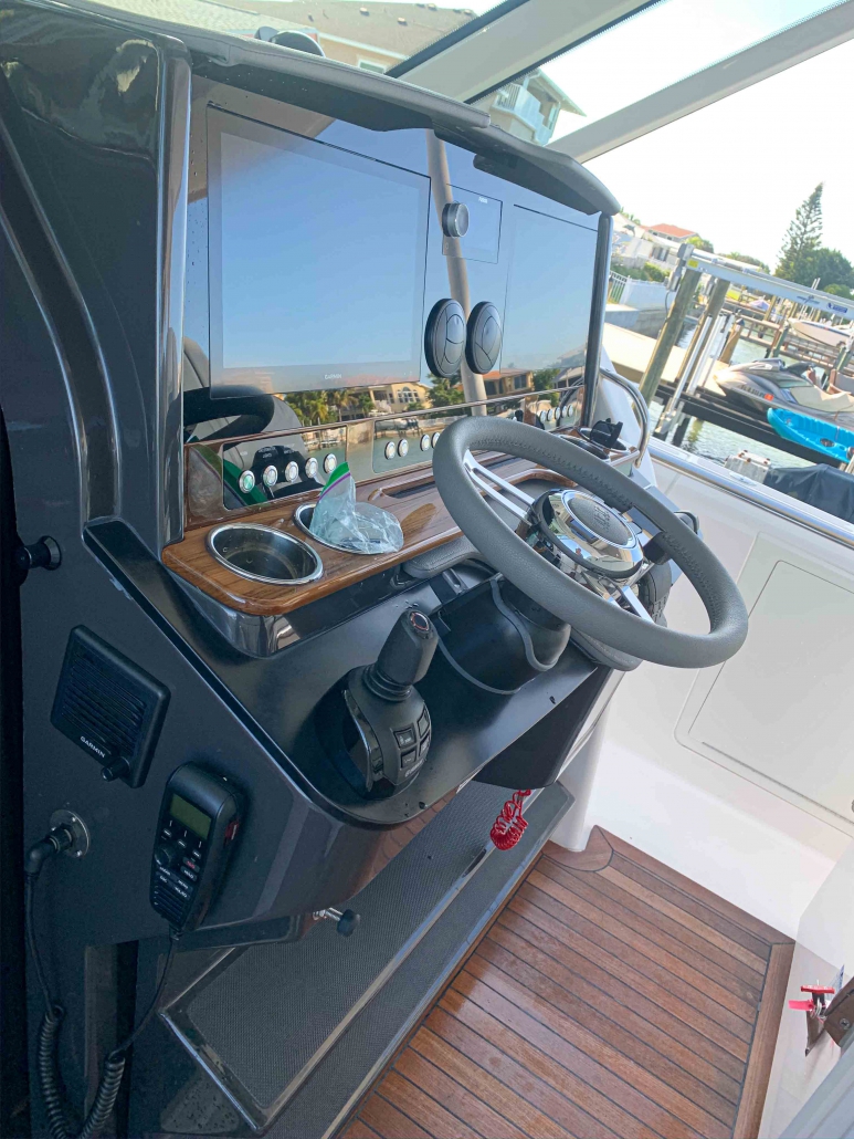 Tiara 43 LS Sport - Photo 07