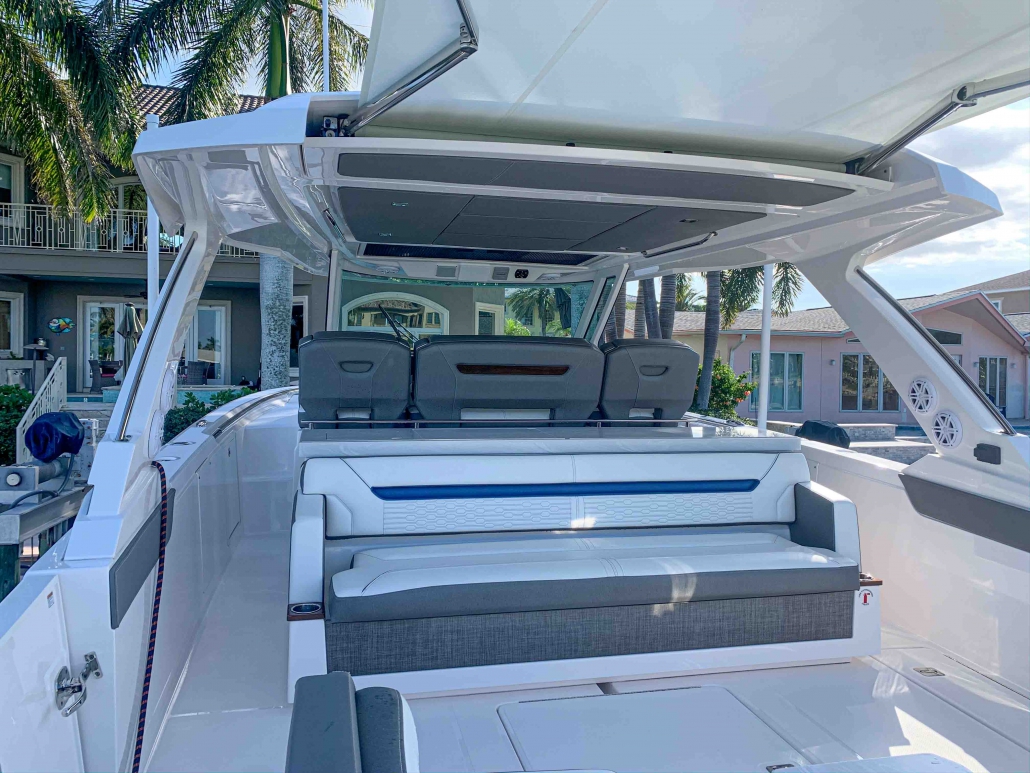 Tiara 43 LS Sport - Photo 09