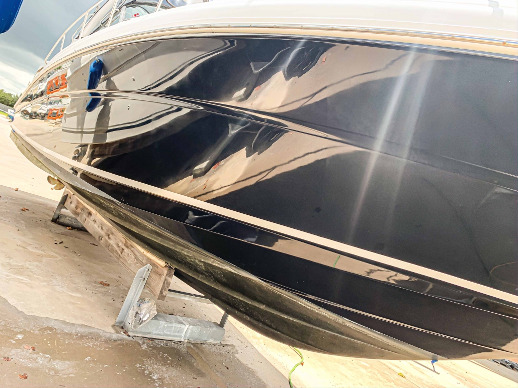 Sea Ray 340 Top side detailing - Photo 11