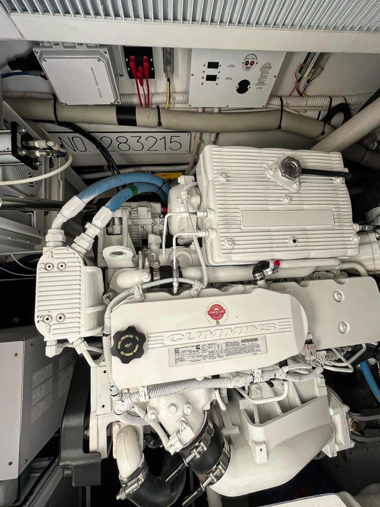 Viking engine room detailing - Photo 02