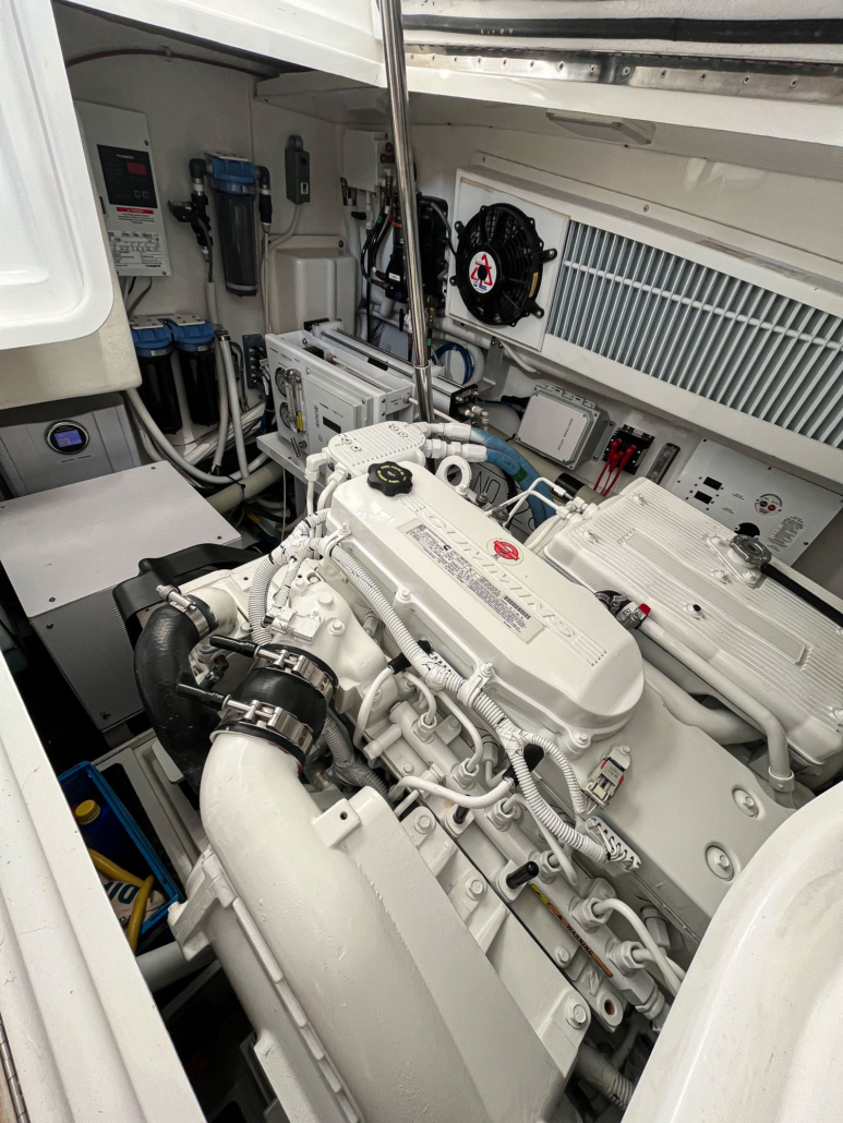 Viking engine room detailing - Photo 03