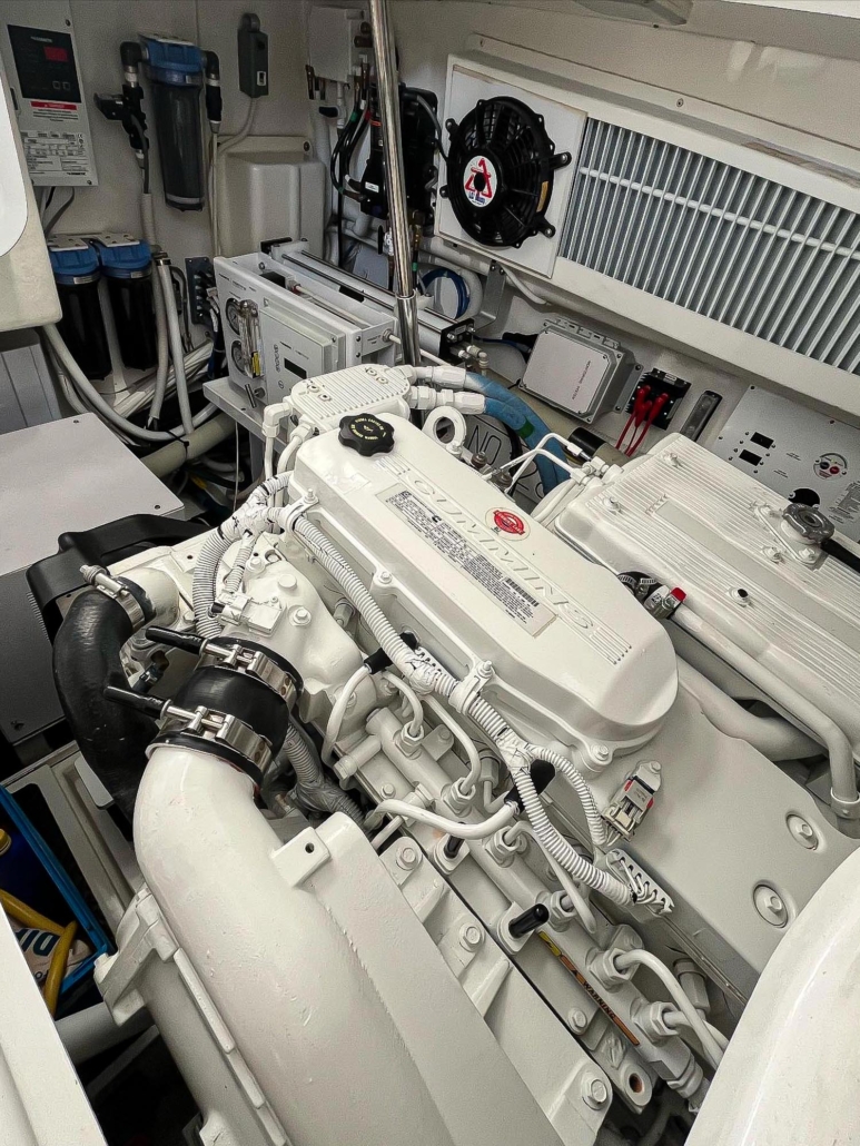 Viking engine room detailing - Photo 07