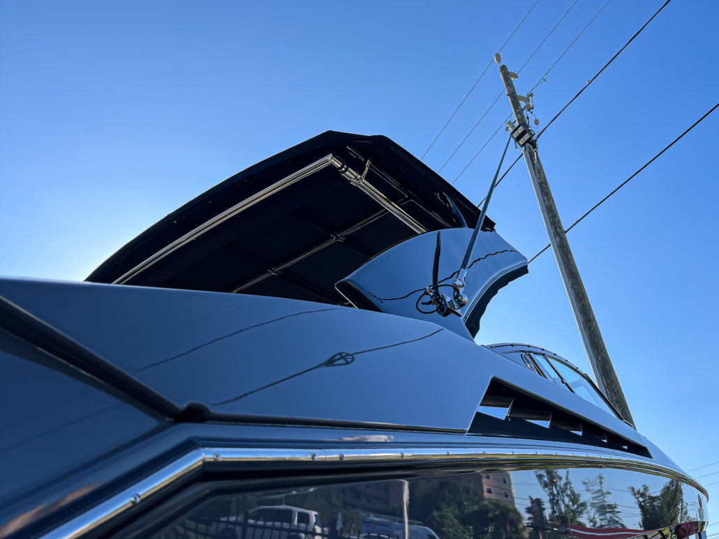 Cruiser Yacht 334 - Photo 04