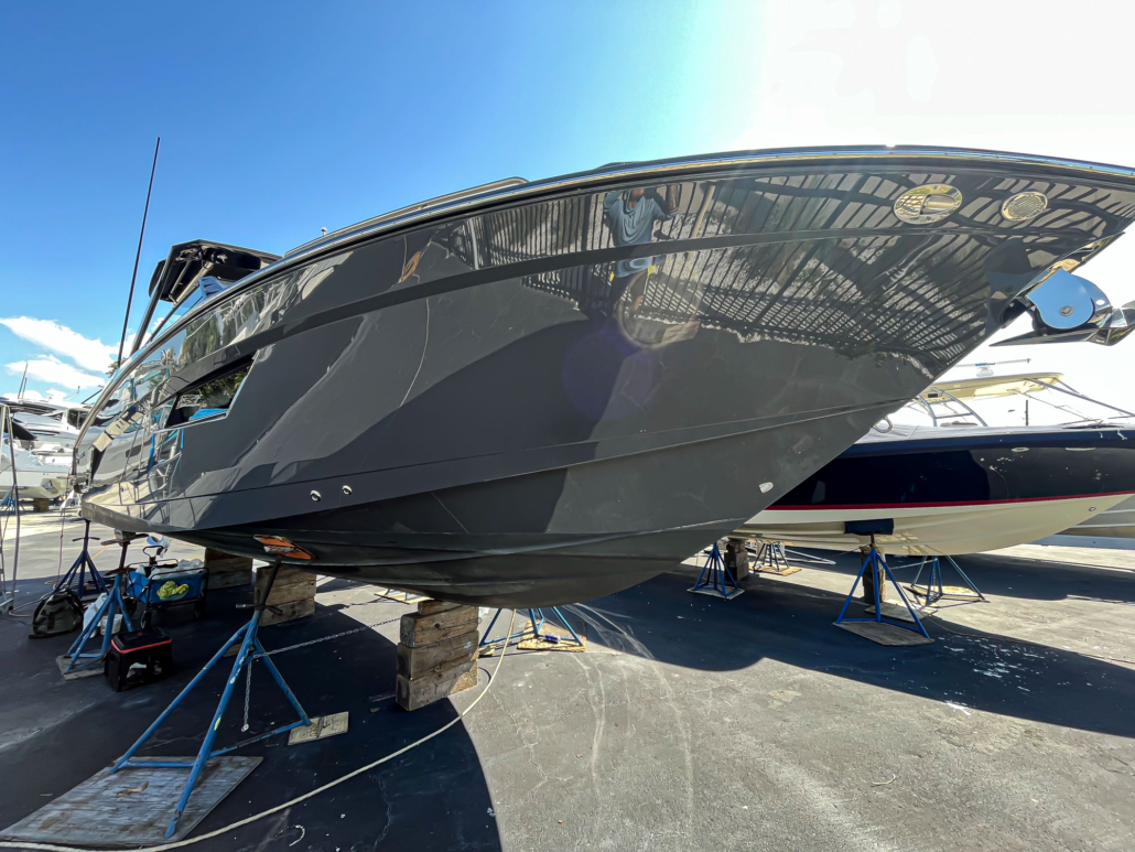 Cruiser Yacht 334 - Photo 07