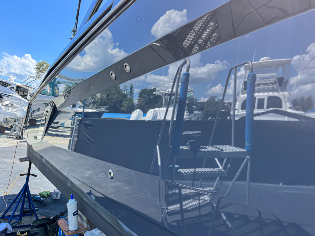 Cruiser Yacht 334 - Photo 08