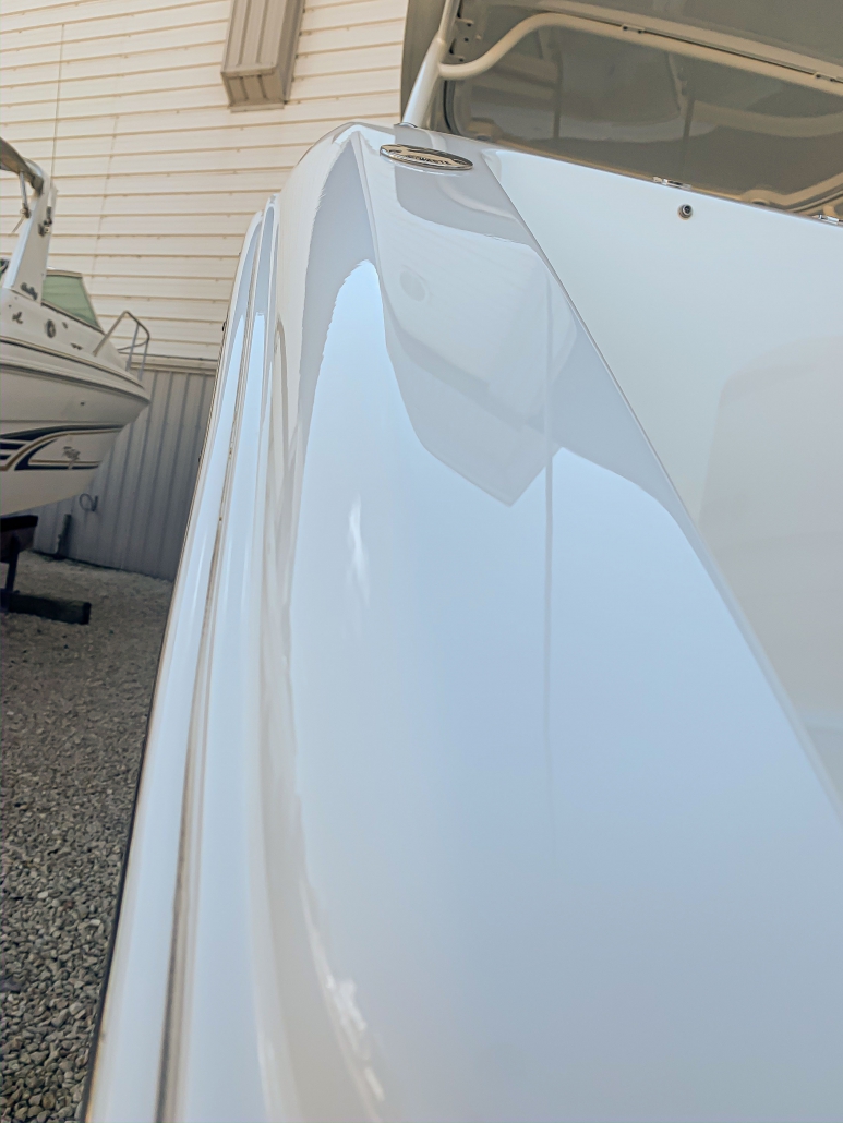 Pursuit 235 - Photo 03