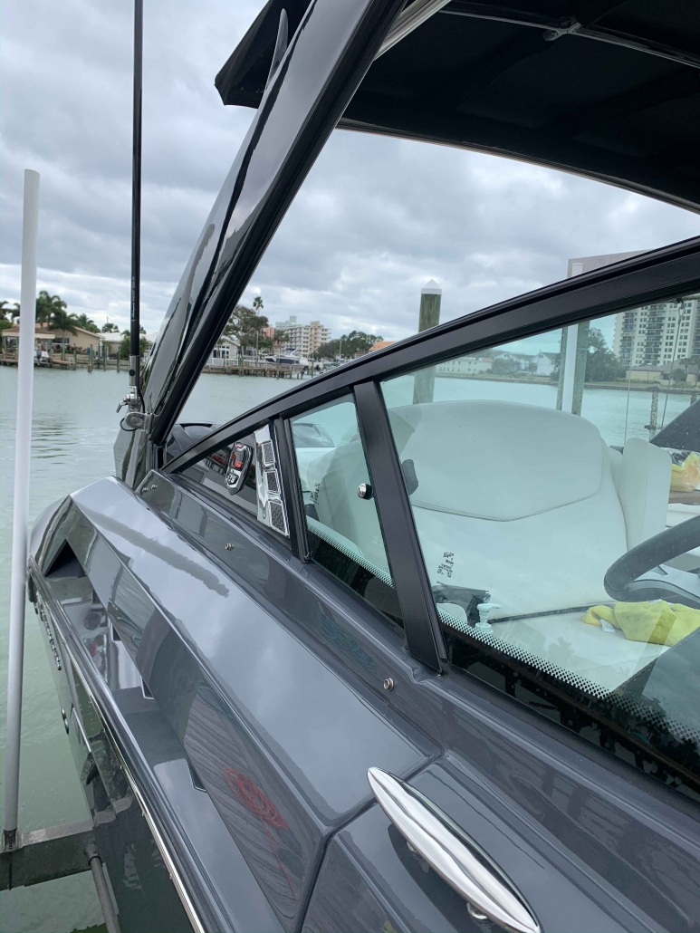 Cruisers Yachts 338 - Photo 10