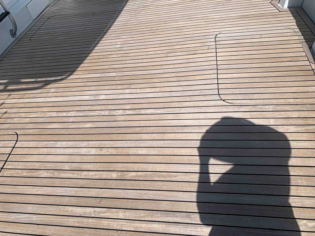 Teak cleaning and restoration - Photo 10