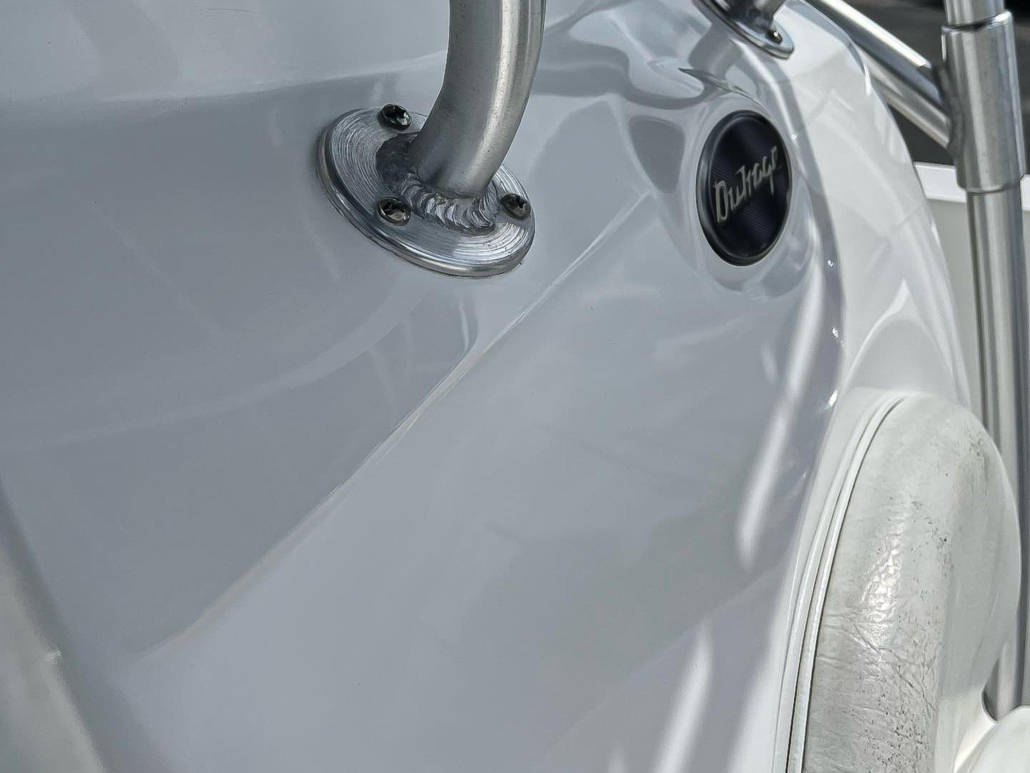 Boston Whaler - Photo 03