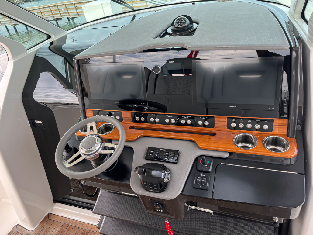 Tiara 38 Sport LS #2 - Photo 04